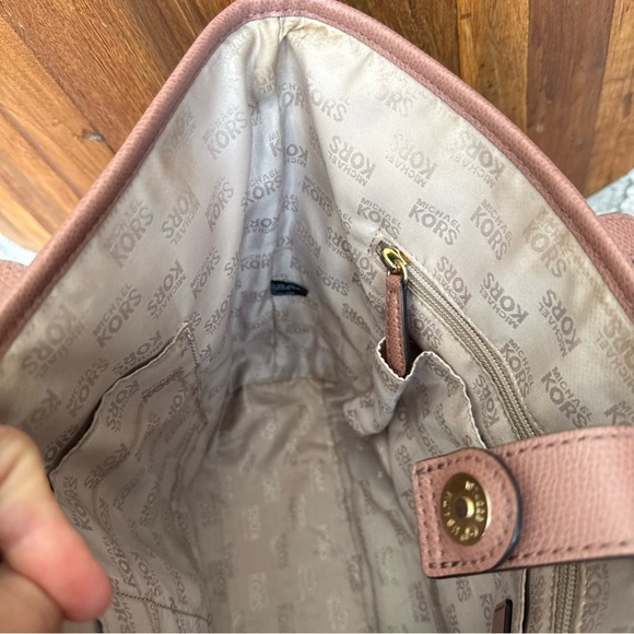 MICHAEL KORS Jet Set Travel Small Tote Pale Pink Pebble Grain Leather - Picture 11 of 13